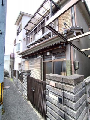 ●収益物件にもおススメ
●室内大変綺麗にお使いです
●南向きの為日当たり良好
●おふさ観音近し
住所：橿原市縄手町262-7