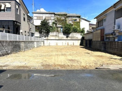 京都市伏見区・南区・東山区・下京区・右京区を中心とする不動産売買のセンチュリー21ハウスマーケット｜スタッフのオススメ物件や、オープンハウス・現地説明会など最新情報をお届け ●住宅用地としておススメ
●３駅利用可能
●広々約81.59坪