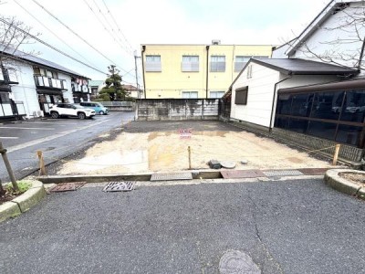 ●住宅用地としておススメ
●最寄り駅『高田市駅』より徒歩約8分
