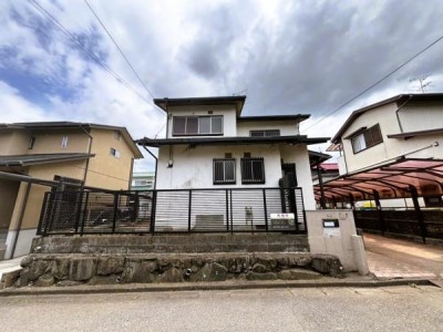 ●河内長野市緑ヶ丘北町4-20●お気軽に内見のお問い合わせください