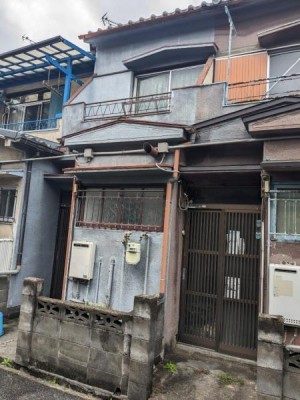 平静な住宅街♪収益向き♪