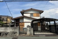 ●建築条件無し土地
●西側道路、東側池の為日当たり良好
●住所:堺市美原区青南台1丁目2-14