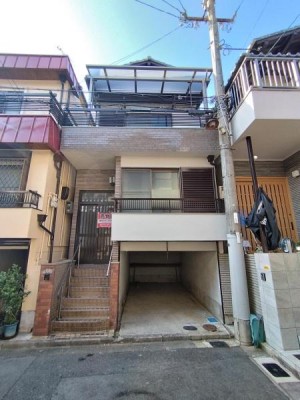 ●令和7年11月末リフォーム完了済み
●東向きの為日当たり良好
●駐車１台可能
●デイリーカナート徒歩3分
●住所：阿倍野区晴明通9-7
