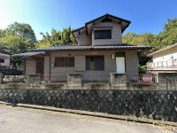 ●5SLDK♪●車庫2台分有り♪●土地広々約80.7坪♪●庭付き物件♪●ときわ台駅まで徒歩約6分♪●閑静な住宅街♪●子育てにもおすすめ♪●リフォーム見積もり無料
