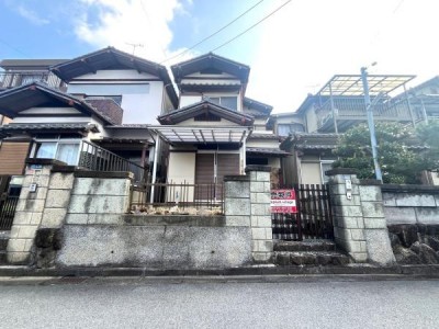 ☆収益物件にピッタリ
☆法隆寺まで徒歩17分と散歩にピッタリ
☆JR法隆寺駅まで徒歩約11分
☆リフォームの見積は無料です。