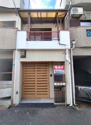 ●室内大変綺麗にお使いです
●住所：東成区大今里2丁目17-8
※築年月日不詳（記載築年月日は推定）
※上下水、都市ガス