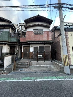 ●4LDK●公共下水●収益物件にもオススメ●オークワ河内長野店まで徒歩約5分●敷地内駐輪スペース有●リフォーム見積もり無料